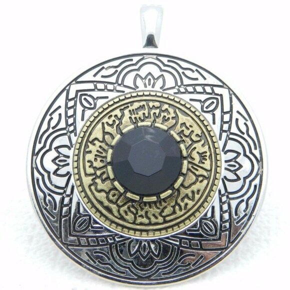 Premier Designs Jewelry - PREMIER DESIGNS Rhinestone Embossed Silver Bronze